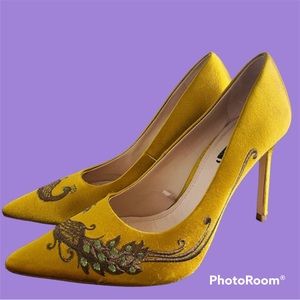 Gold yellow shoes with peacocks stiletto pumps high heel size 40 Zara